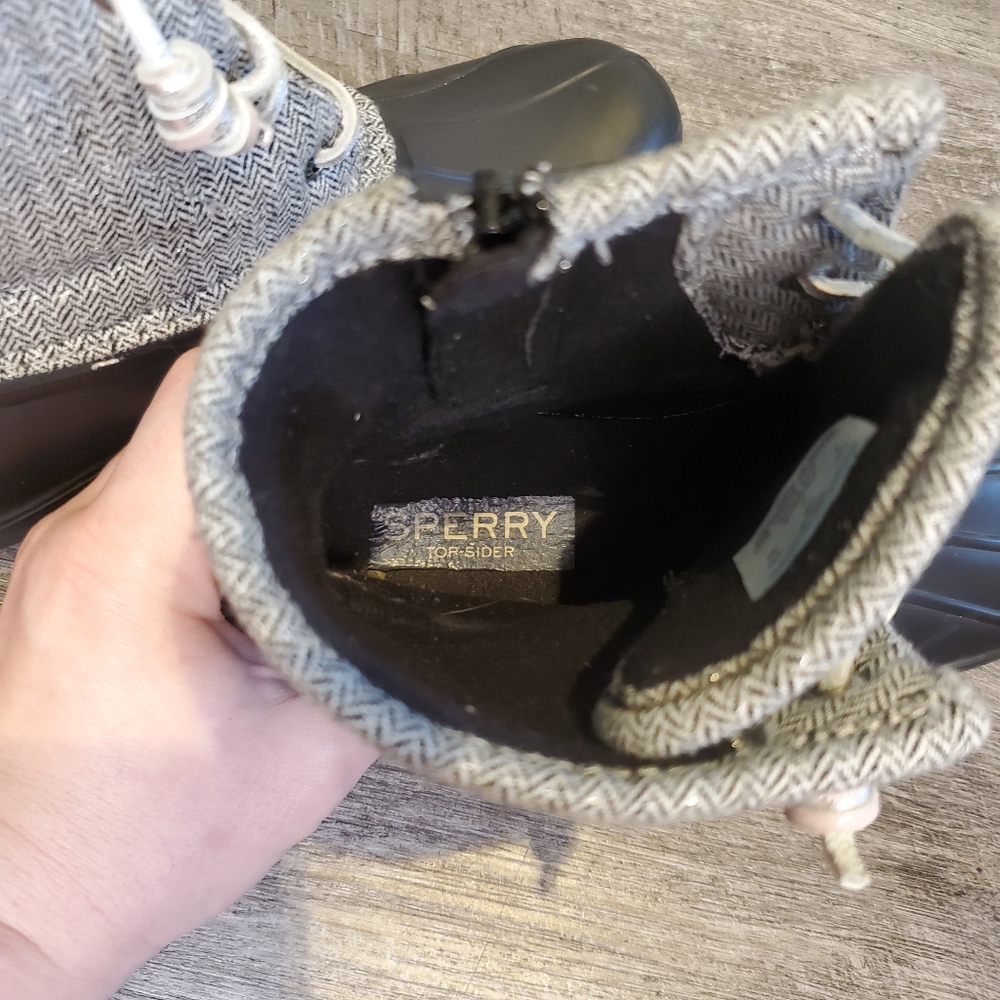 Sperry Black and Gray Kids Rain & Snow Boots - Picture 8 of 9